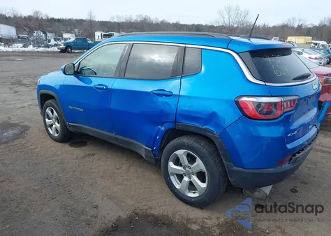 2019 Jeep Compass Latitude 4X4 из США, поврежденный, VIN 3C4NJDBB4KT792569
